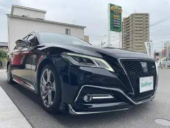 トヨタ クラウン ハイブリッド RS アドバンス スポイラー　メーカーナビ　BSM AHB PCS