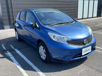 日産 ノート X FOUR