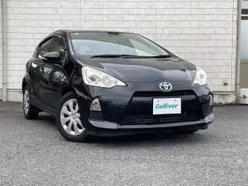 トヨタ アクア S 禁煙1オナ外オーディオFマットスマキー