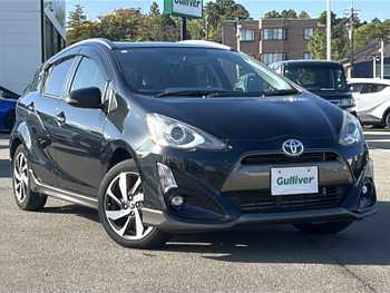 トヨタ アクア X－URBAN SDナビ バックカメラ ETC LEDライト