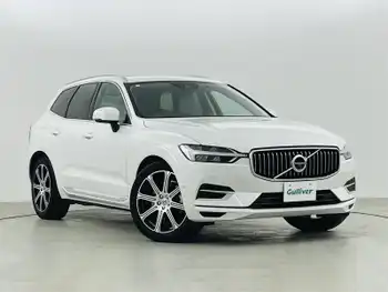 ボルボ ＸＣ６０ リチャージPHV T8AWD インスクリプション IntelliSafe 純正ナビ 全方位カメラ ETC