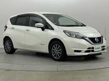 日産 ノート e－パワー X 純正ナビアラウンドビューフルセグTV