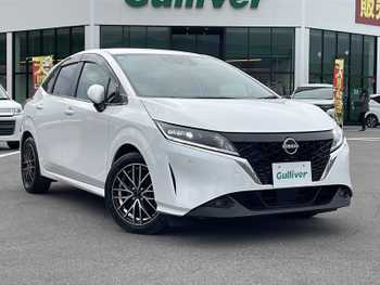 日産 ノート X FOUR 禁煙車/純正9インチナビ/シートヒーター