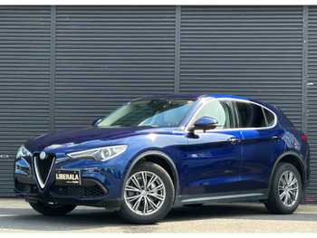 アルファロメオ ステルヴィオ 2.0ターボ Q4 ラグジュアリーパッケージ 1オナ h/k 衝突軽減B ACC CarPlayベ-ジュ革