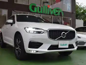 ボルボ ＸＣ６０ D4 AWD Rデザイン パノラマルーフ/360カメラ/衝突軽減/ACC