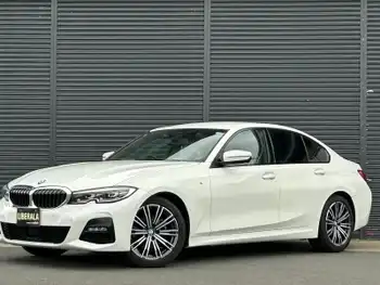 ＢＭＷ ３２０ｄ xDrive Mスポーツ 1オ-ナ- DアシストP ACC 半革 Sヒ-タ-ナビ