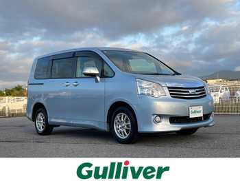 トヨタ ノア X スマートエディション 禁煙車/純正ナビ/バックカメラ/4WD