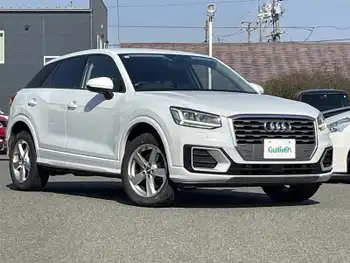 アウディ Ｑ２ 1．0 TFSI スポーツ アシスタンスP バーチャルCP 純正ナビ 禁煙