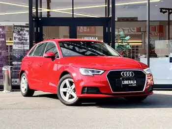 アウディ Ａ３ SB 30TFSI