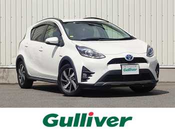 トヨタ アクア クロスオーバー  衝突軽減 バックカメラ ハーフレザー ETC