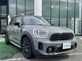 ＭＩＮＩ ＢＭＷ ミニ クロスオーバー クーパー D エッセンシャルトリム 純正ナビ/Bカメラ/衝突軽減ブレーキ/