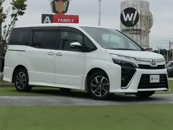 トヨタ ヴォクシー ZS 煌Ⅱ アルパイン11型ナビ TV 両側電動 衝突軽減