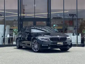 ＢＭＷ ５３０ｅ Mスポーツアイパフォーマンス ACC 純正ナビ 全方位 黒革 温席ETCドラレコ