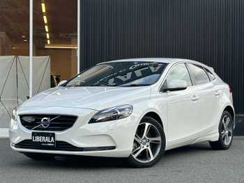 ボルボ Ｖ４０ D4 SE インテリセーフ 半革 純ナビ 地デジ Bカメ