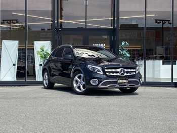 メルセデス・ベンツ ＧＬＡ２２０ 4マチック ACC 純正ナビ Bカメ 黒革 温席 ETC18AW