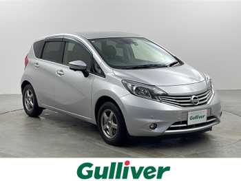 日産 ノート メダリスト X Vセレクション+セーフティⅡ 禁煙車　衝突被害軽減装置　純正ナビ
