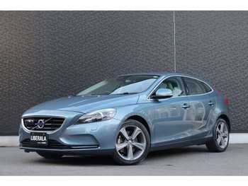 ボルボ Ｖ４０ T－4 SE SafetyPKG ACC 純ナビ 地デジ BT シートH