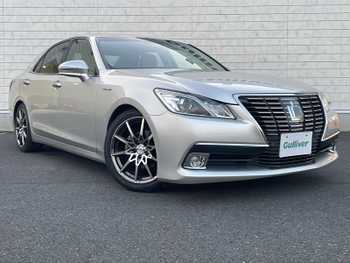 トヨタ クラウン ハイブリッド ロイヤルサルーン 純正ナビ バックカメラ 横滑り防止装置