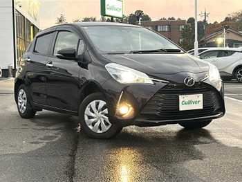 トヨタ ヴィッツ F セーフティーエディションⅡ 衝突軽減ブレーキ Bluetooth バックカメラ