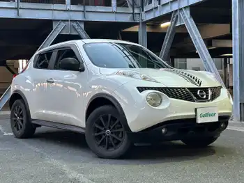 日産 ジューク 15RX プレミアムホワイトP