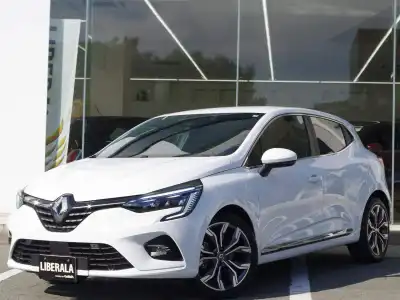 ルーテシアの燃費 年式型式別 中古車のガリバー