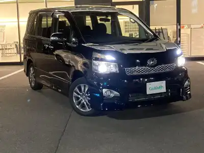 トヨタ_ヴォクシー