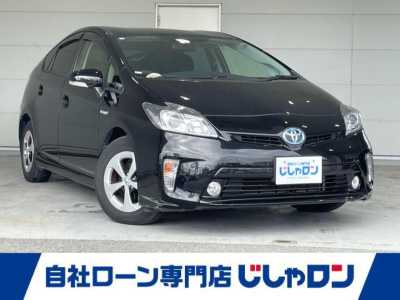 トヨタ プリウス