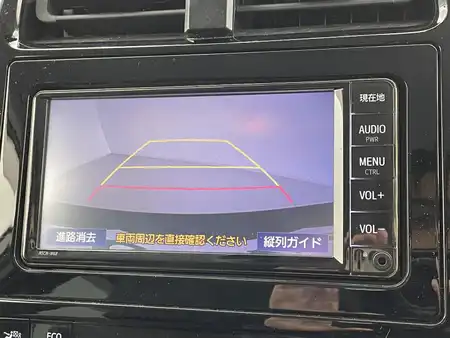 トヨタ プリウス