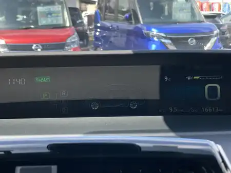 トヨタ プリウス