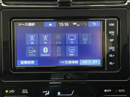 トヨタ プリウス
