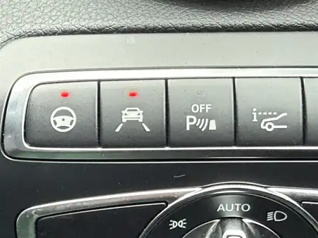 メルセデス・ベンツ Ｃ２００