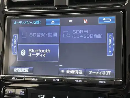 トヨタ プリウス