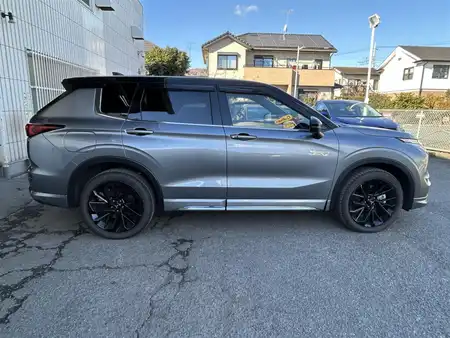 三菱 アウトランダー ＰＨＥＶ