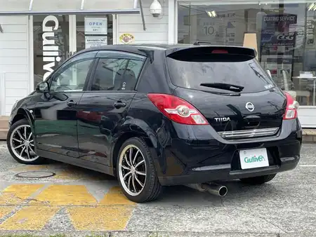 日産 ティーダ