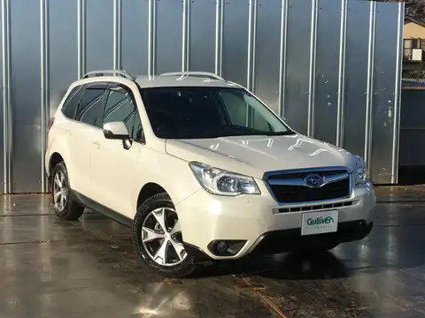 カタログ画像：フォレスター （FORESTER） Ｘ－ブレイク 2014年4月 DBA-SJ5 2000cc クリスタルブラック・シリカ 燃費15.2km / l メイン（その他）