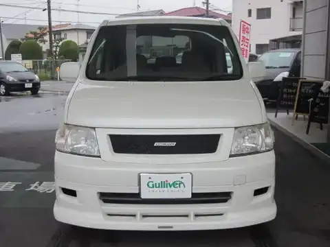 カタログ画像：ステップワゴン （STEPWAGON） ドアゴン 2001年11月 LA-RF3 2000cc ブリリアントホワイト・パール 燃費13.2km / l フロント