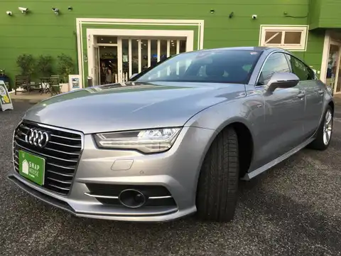 カタログ画像：Ａ７スポーツバック （A7 SPORTBACK） ３．０ＴＦＳＩクワトロ Ｓラインパッケージ 2016年9月 ABA-4GCREC 3000cc フロレットシルバーメタリック 燃費12.6km / l フロント