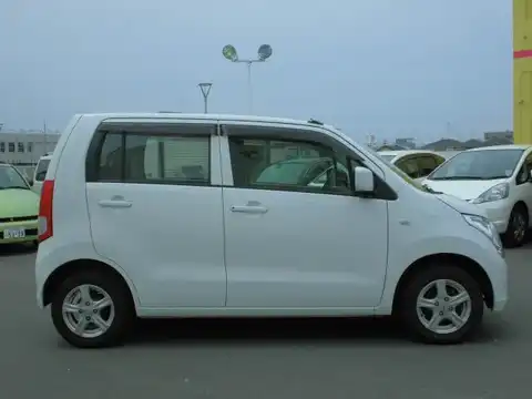 カタログ画像：ワゴンＲ （WAGON R） ＦＡ 2008年9月 DBA-MH23S 660cc スペリアホワイト 燃費21.5km / l 外装