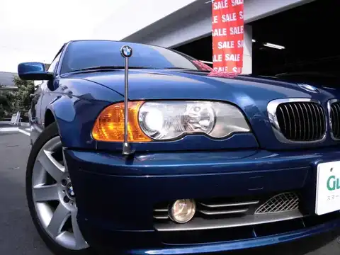 カタログ画像：３シリーズ （3 SERIES） ３３０Ｃｉカブリオーレ 2001年10月 GH-AV30 3000cc トパーズ・ブルー（メタリック・カラー） 燃費9.2km / l 外装