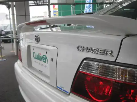 カタログ画像：チェイサー （CHASER） ツアラーＳ 1998年8月 GF-JZX100 2500cc ホワイトパールマイカ 燃費10.4km / l 外装