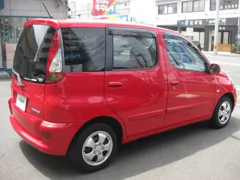 カタログ画像：ファンカーゴ （FUNCARGO） Ｘ リヤリビングバージョン・ＨＩＤセレクション 2004年3月 CBA-NCP25 1500cc スーパーレッドV 燃費14.6km / l 外装