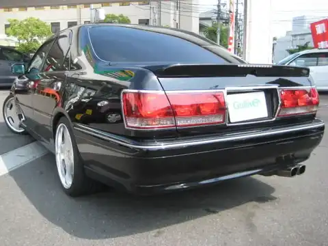 カタログ画像：クラウン （CROWN） アスリートＦｏｕｒ 2000年8月 TA-JZS173 2500cc グレイッシュブルーメタリック 燃費9.2km / l バック