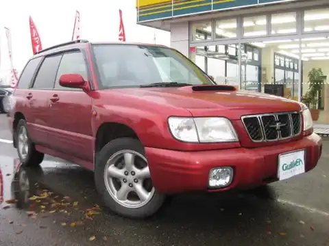 カタログ画像：フォレスター （FORESTER） Ｓ／ｔｂ 2000年1月 GF-SF5 2000cc シャイニーレッドマイカ 燃費10.6km / l メイン（その他）