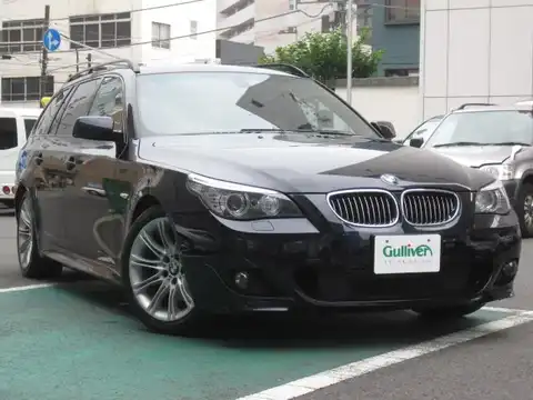 カタログ画像：５シリーズ （5 SERIES） ５３０ｉツーリング Ｍスポーツパッケージ 2008年1月 ABA-PU30 3000cc 燃費9.0km / l メイン（その他）