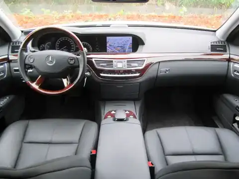 カタログ画像：Ｓクラス （S-CLASS） Ｓ５５０ 2007年10月 DBA-221071 5500cc カルサイトホワイト（Ｓ） 燃費6.7km / l 内装