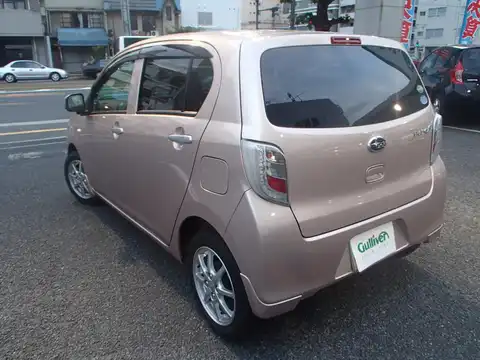 カタログ画像：プレオプラス （PLEO PLUS） Ｌ 2014年4月 DBA-LA300F 660cc ライトローズ・マイカメタリック 燃費33.4km / l バック