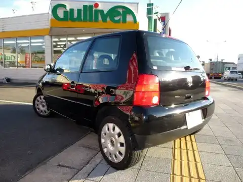 カタログ画像：ルポ （LUPO） ルポ 2004年4月 GH-6XBBY 1400cc ブラック 燃費14.8km / l バック