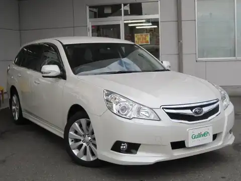 カタログ画像：レガシィツーリングワゴン （LEGACY TOURING WAGON） ２．５ｉ Ｌパッケージリミテッド 2009年11月 DBA-BR9 2500cc サテンホワイト・パール 燃費13.0km / l メイン（その他）