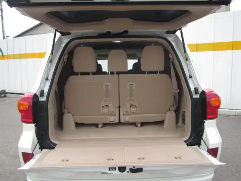 カタログ画像：ランドクルーザー （LAND CRUISER） ＡＸ 2012年1月 CBA-URJ202W 4600cc ホワイトパールクリスタルシャイン 燃費6.9km / l 内装