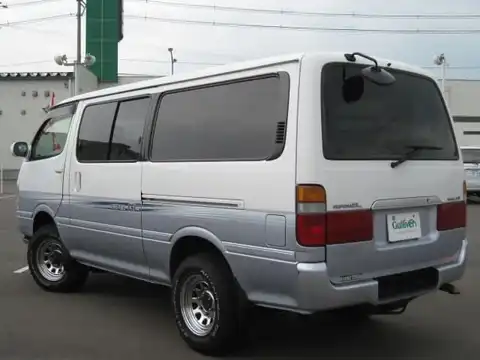 カタログ画像：レジアスエースバン （REGIUS ACE VAN） スーパーＧＬ 2004年4月 KG-LH162V 3000cc アクアシルバートーニング バック